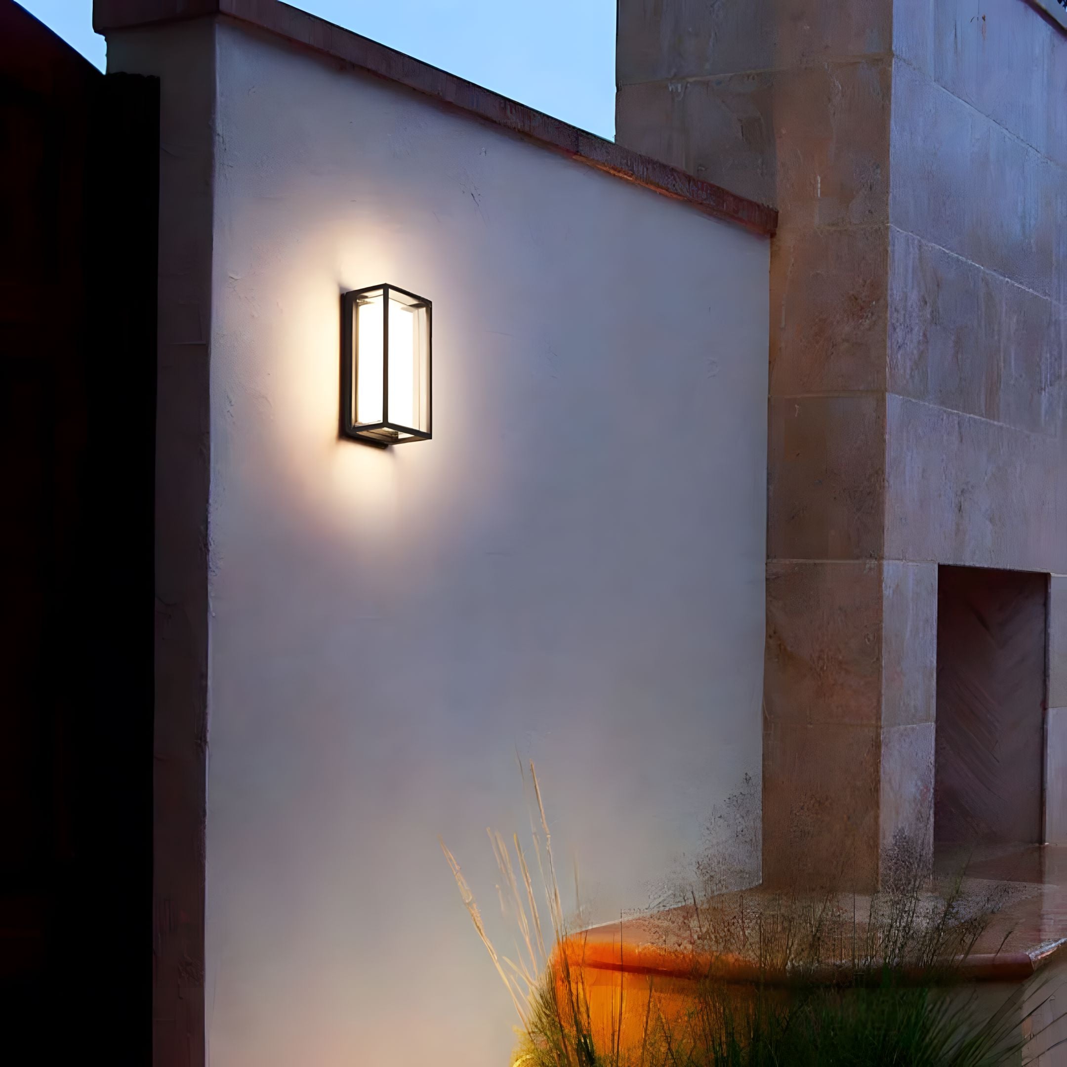 AURENZA-Black Modern Wall Light-ZENDUCE