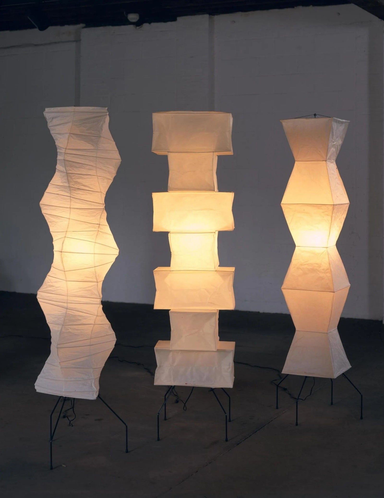 CALIRA-Pure Mulberry paper Light-ZENDUCE