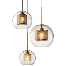 CHISWICK - ZENDUCE - SizeA: Dia 20cm x H 18cm /∅ 7.9″ x H7.1″ / Clear / Silver