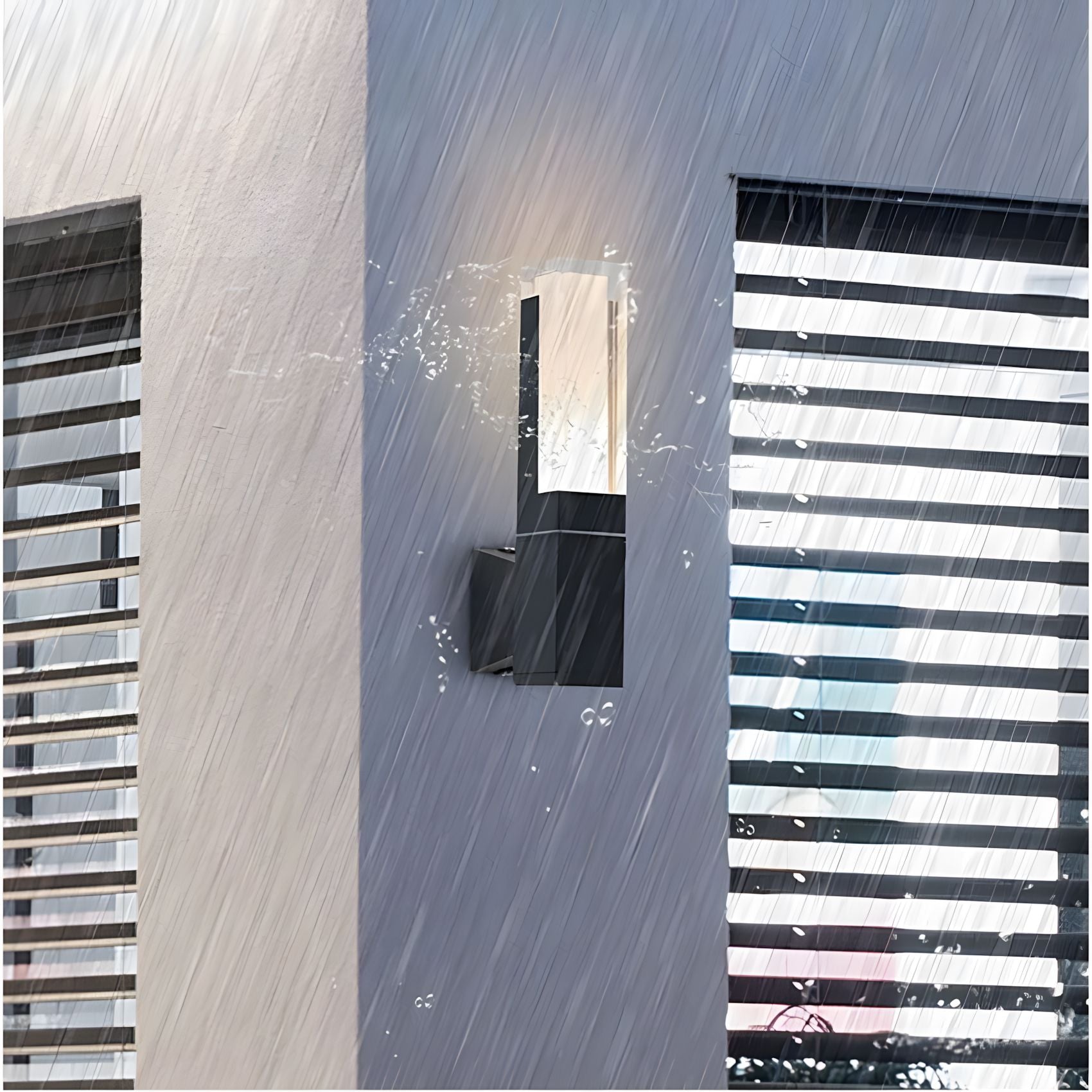 ELOURA-Sleek Aluminum Wall Fixture-ZENDUCE