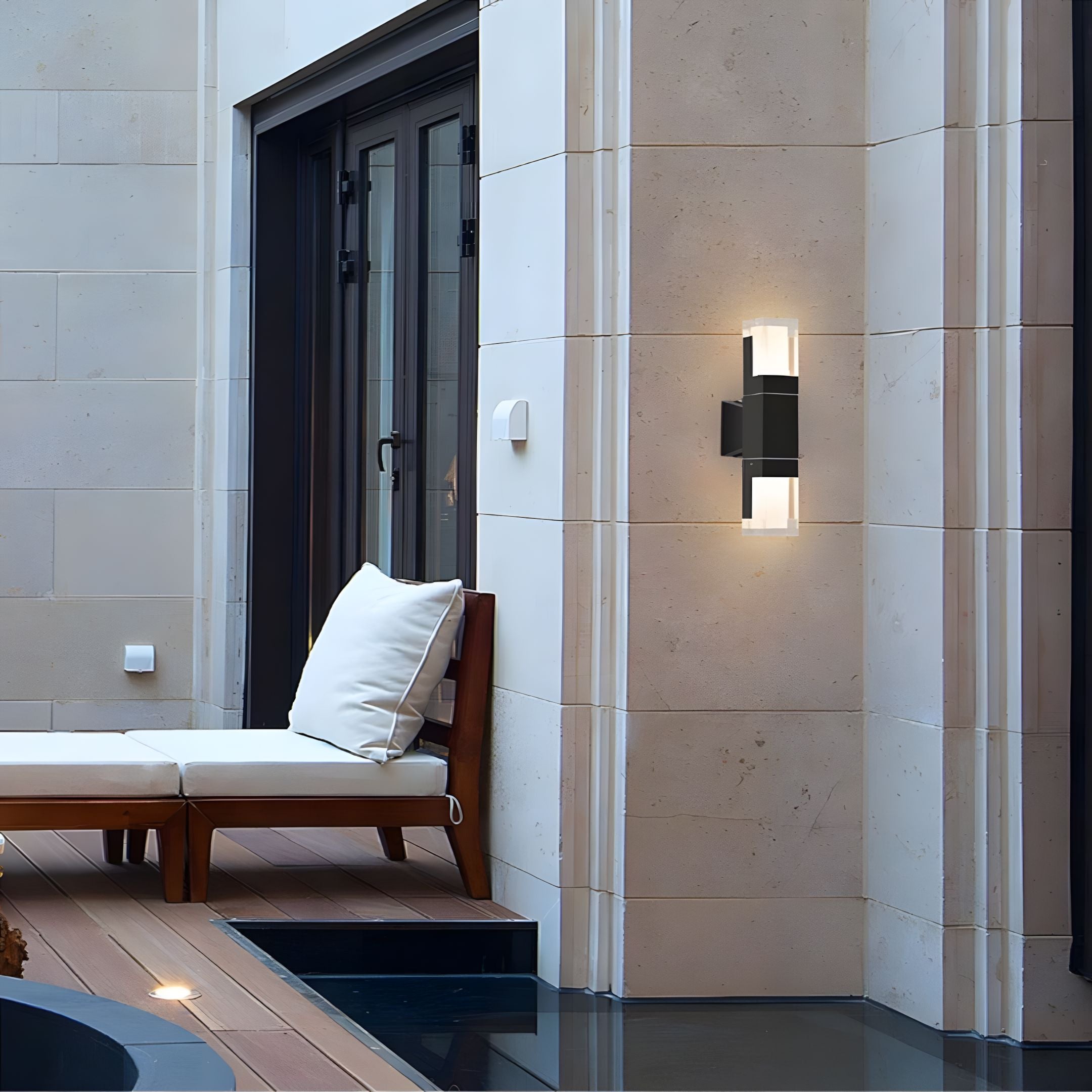 ELOURA-Sleek Aluminum Wall Fixture-ZENDUCE