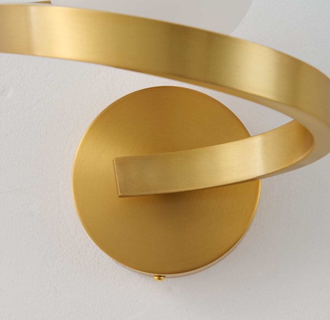 EMBER - ZENDUCE - Gold / Warm White / Single Light 3.9"D