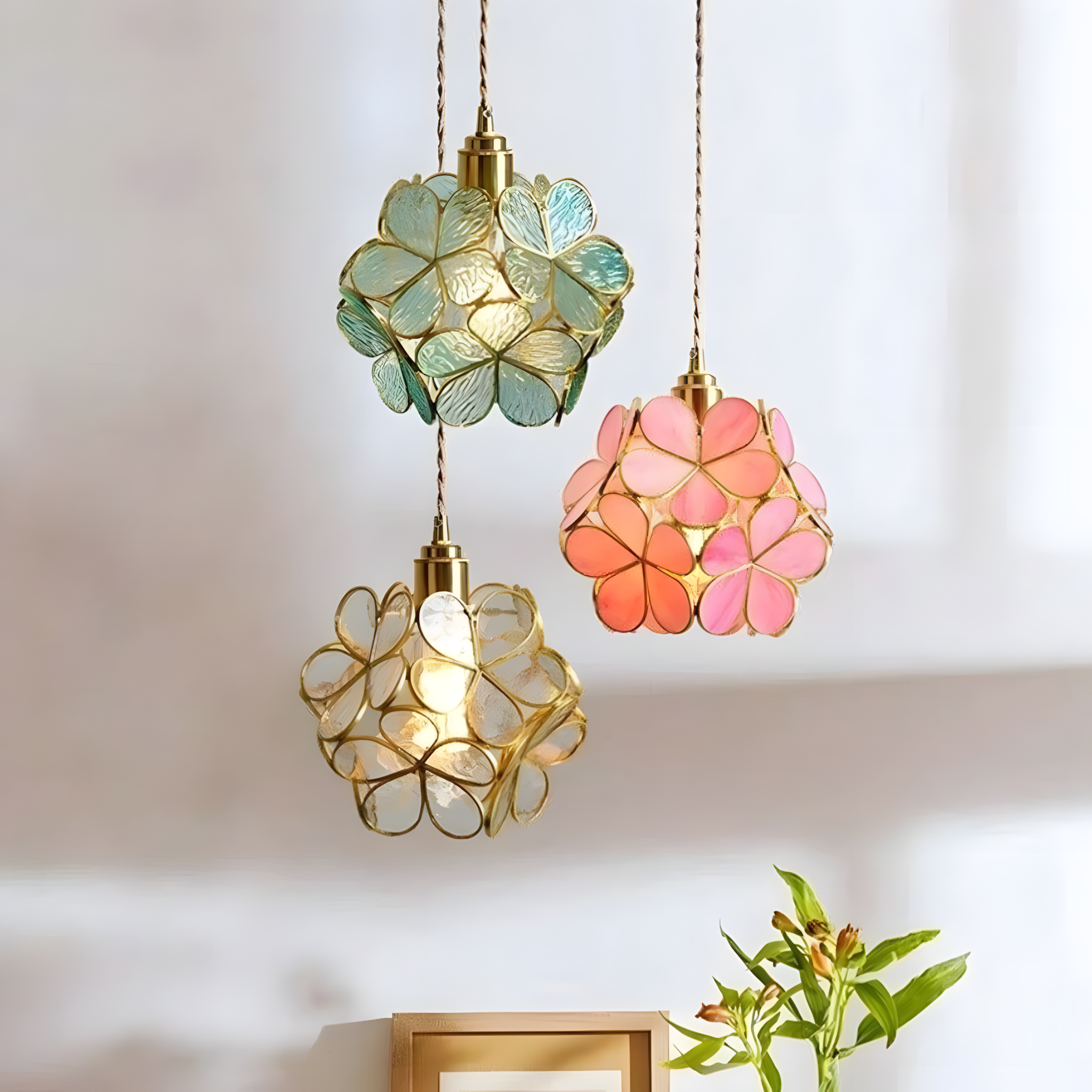 GLASSIA-Flower Pendant Light-ZENDUCE