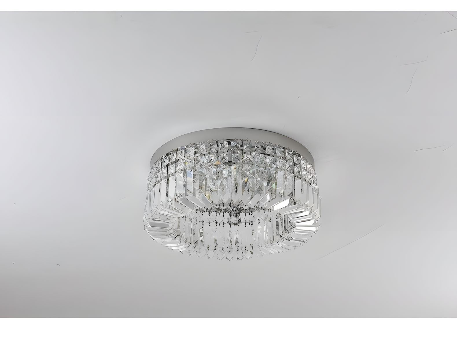 KIRA-Gold Frame Halo Ring Chandelier-ZENDUCE