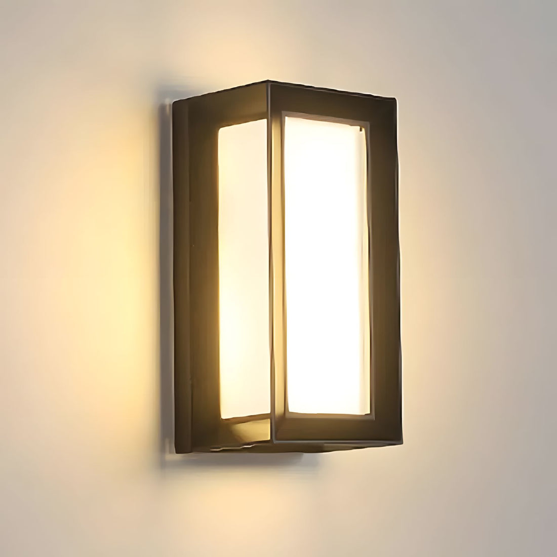 SOLMIRA-Sleek Outdoor LED Fixture-ZENDUCE