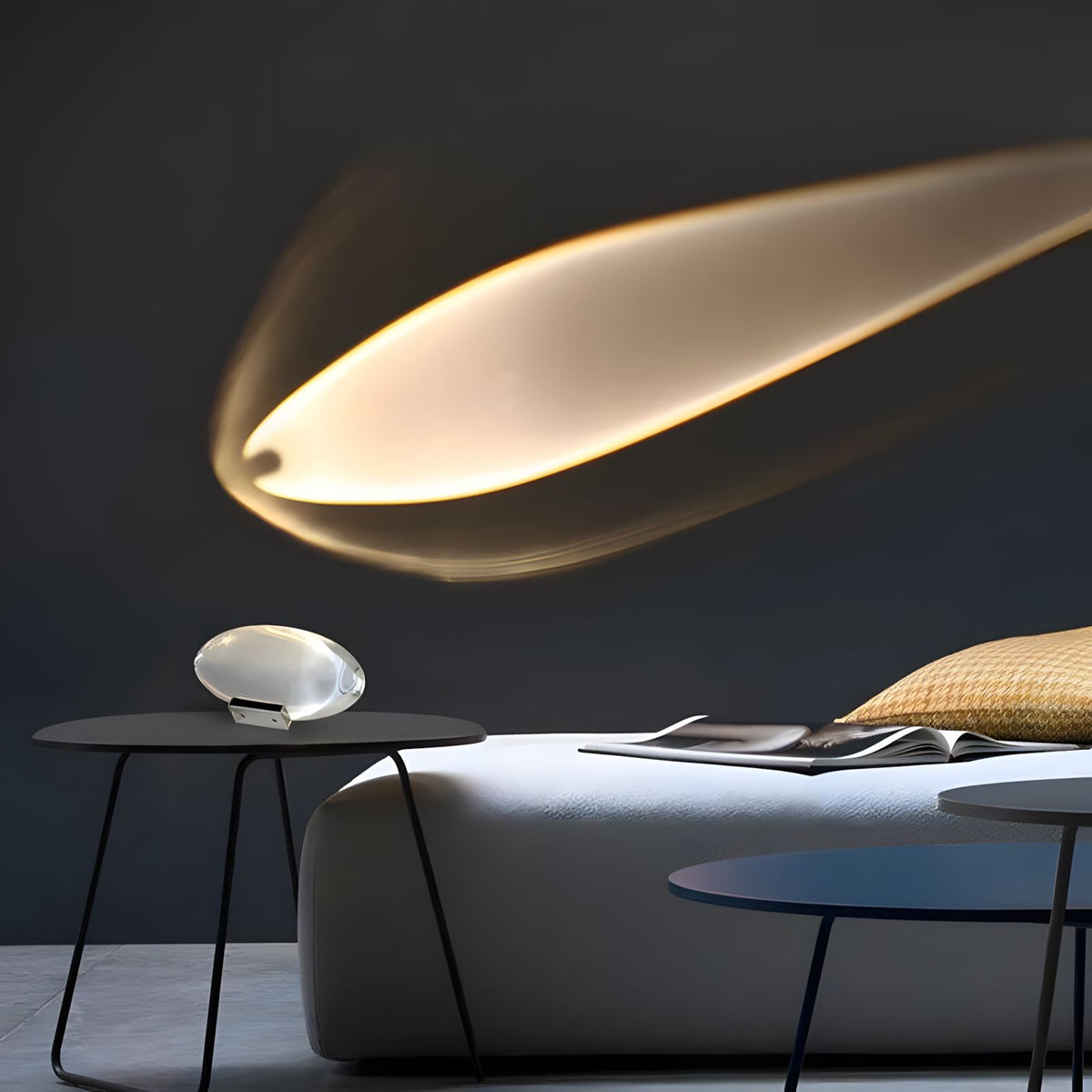 TIRA-Crystal Eye Tabletop Accent Lamp-ZENDUCE