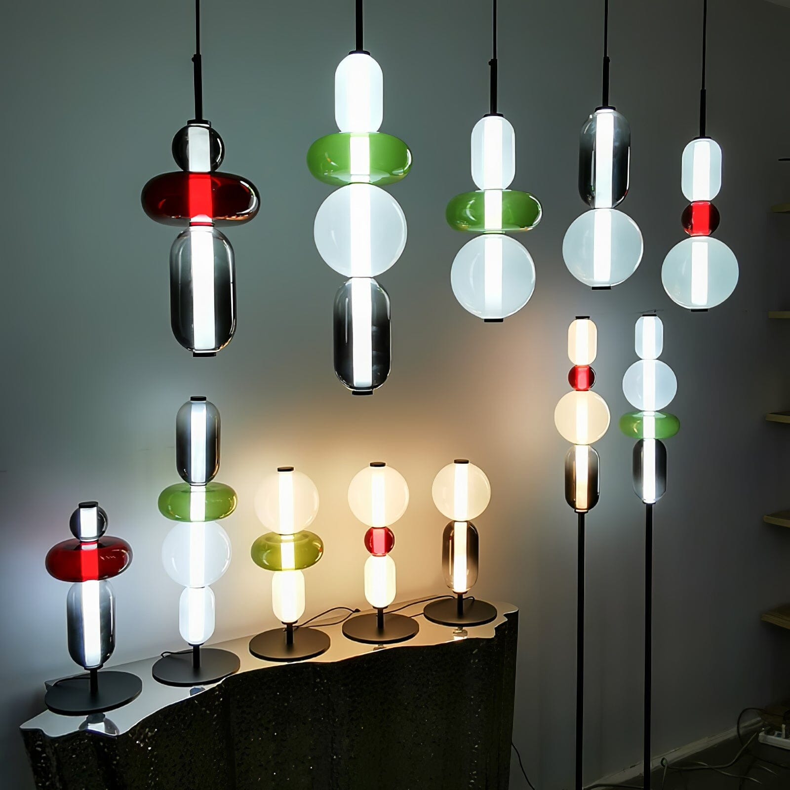 TOTEM - ZENDUCE - Model A ∅ ∅ 6.3″ x H 19.7″ / Dia 16cm x H 50cm / Warm Light