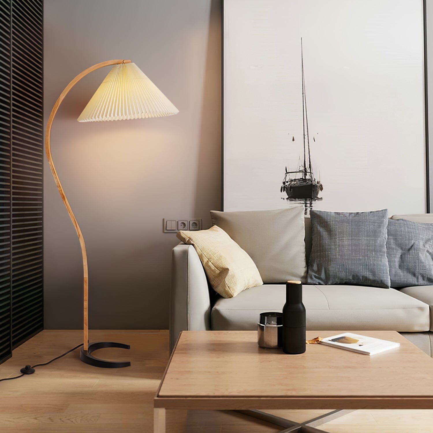 VIREX-Wooden Floor Lamp-ZENDUCE