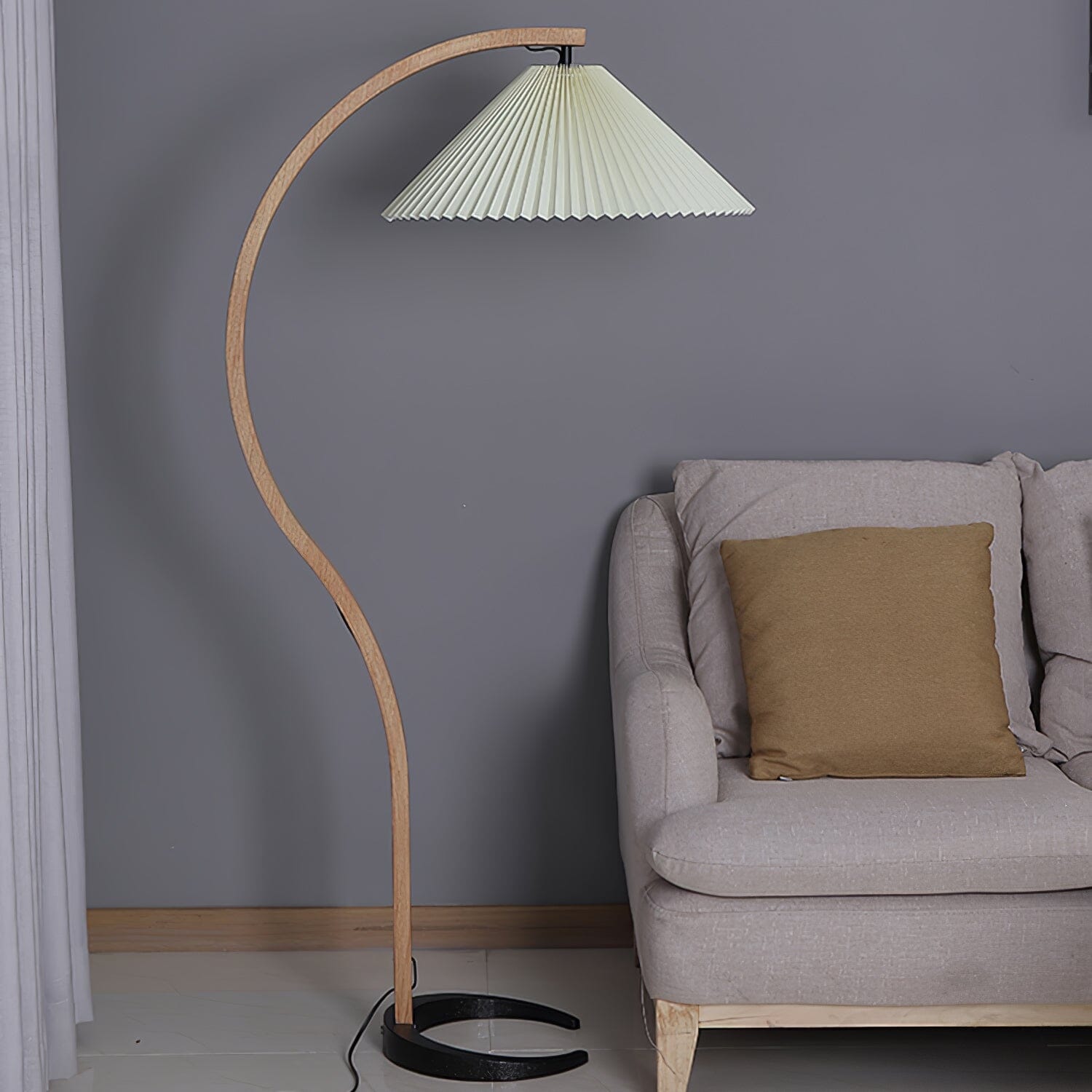 VIREX-Wooden Floor Lamp-ZENDUCE
