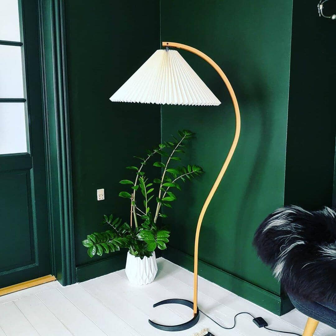 VIREX-Wooden Floor Lamp-ZENDUCE