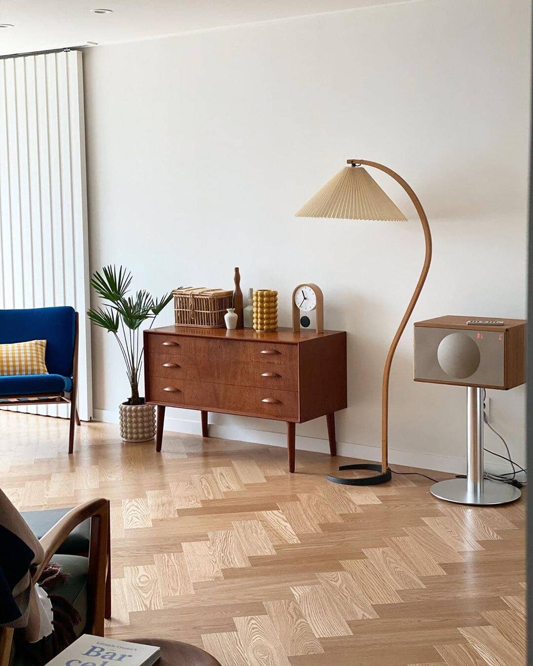 VIREX-Wooden Floor Lamp-ZENDUCE
