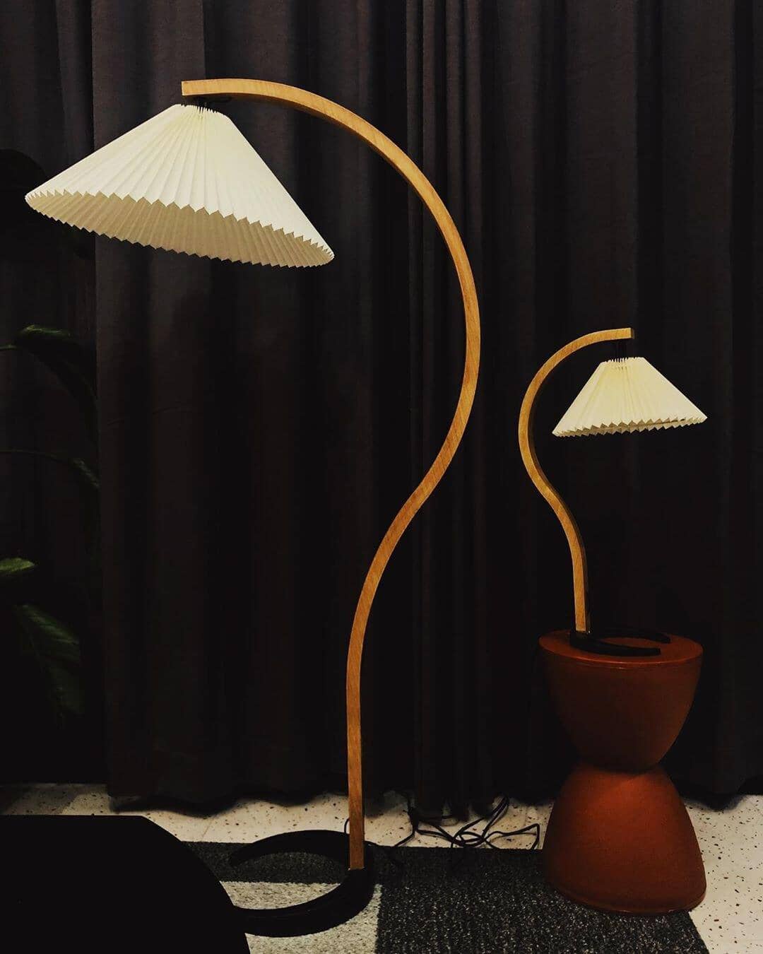 VIREX-Wooden Floor Lamp-ZENDUCE