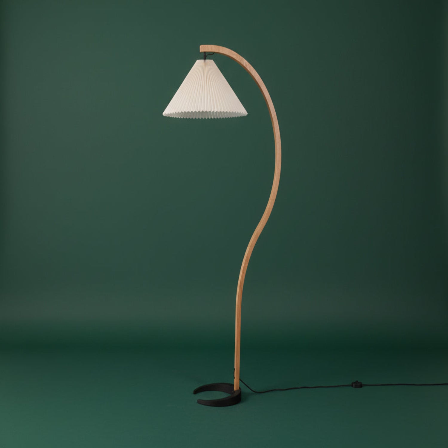 VIREX-Wooden Floor Lamp-ZENDUCE