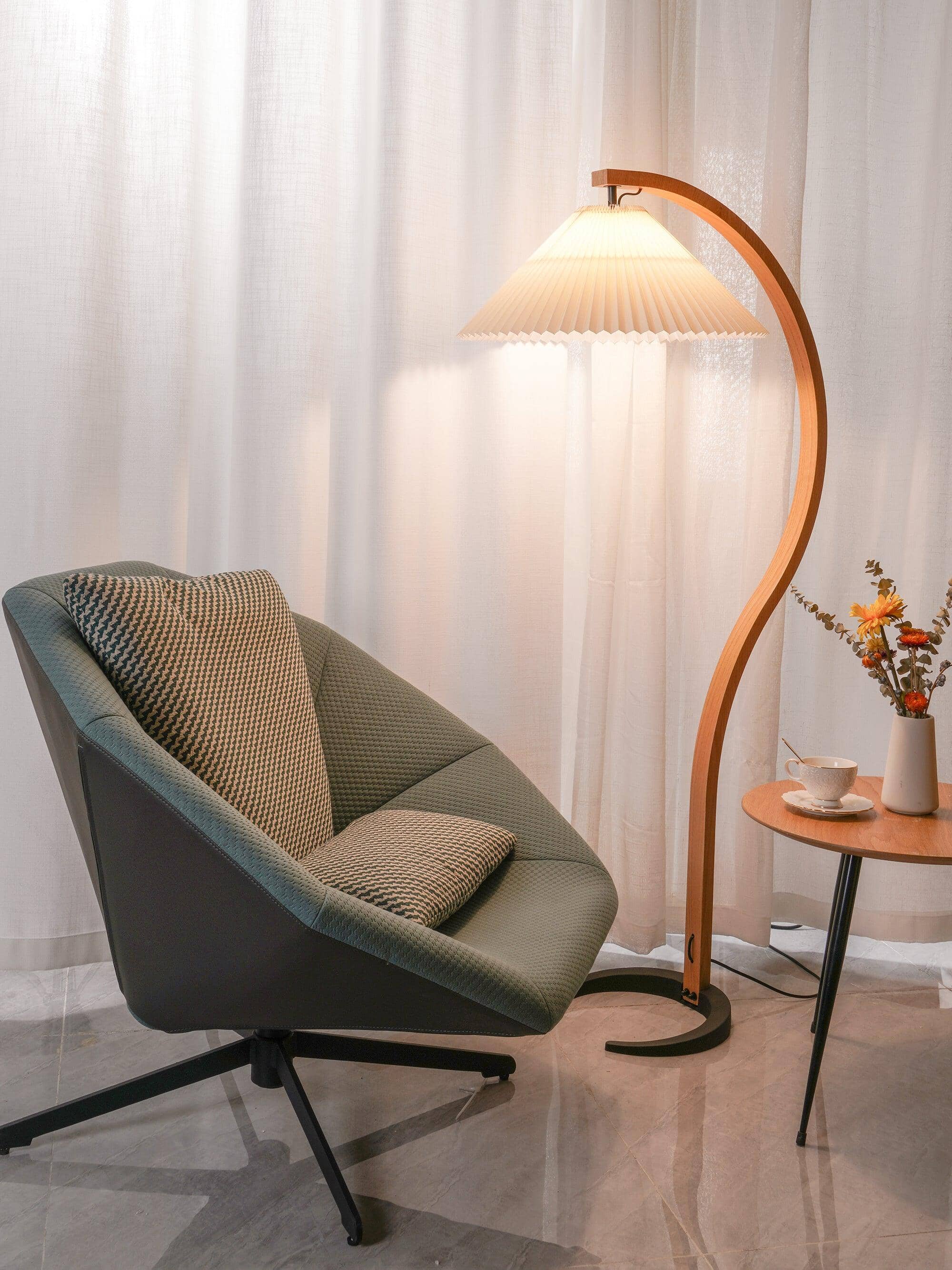 VIREX-Wooden Floor Lamp-ZENDUCE
