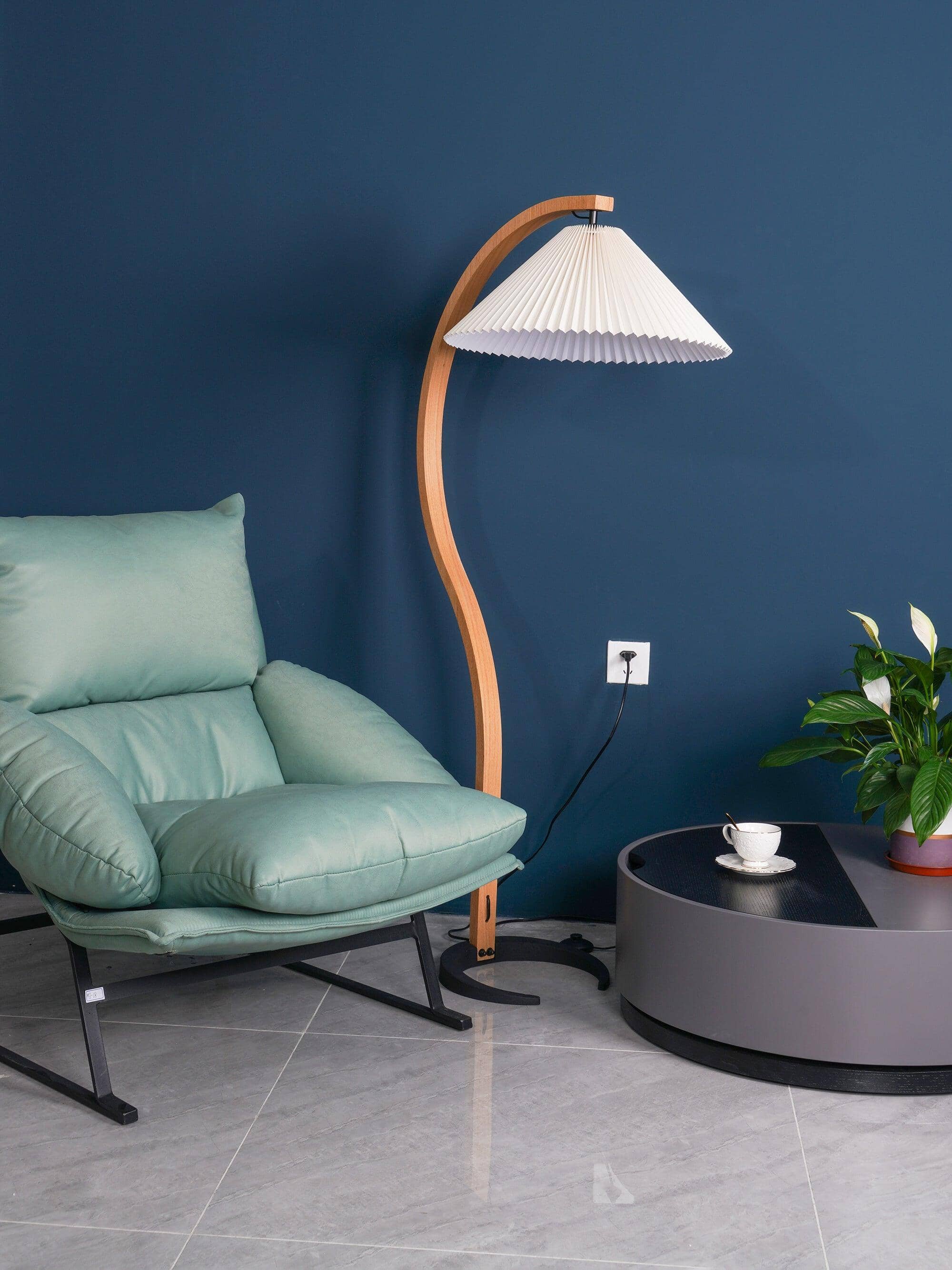 VIREX-Wooden Floor Lamp-ZENDUCE
