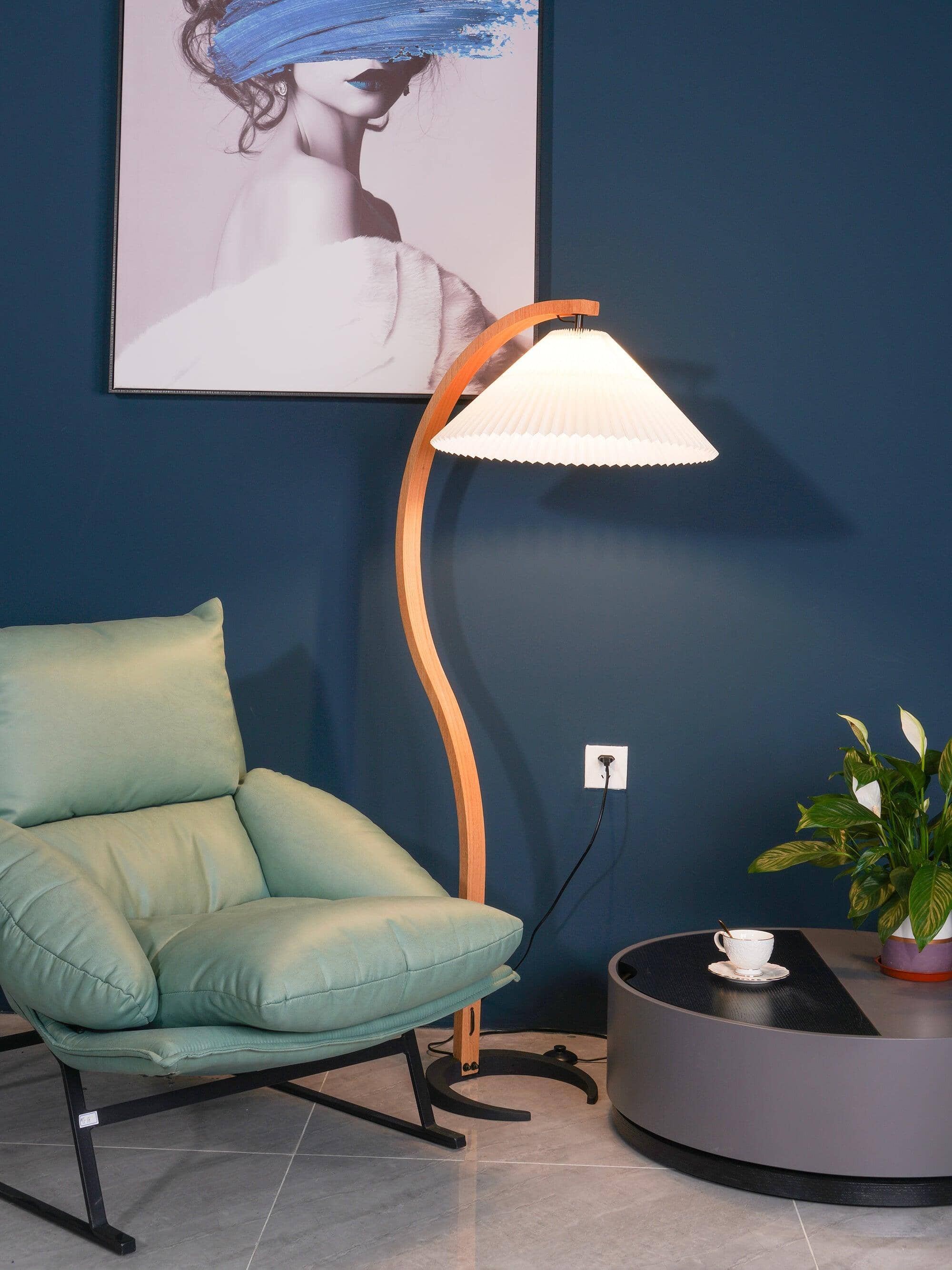 VIREX-Wooden Floor Lamp-ZENDUCE