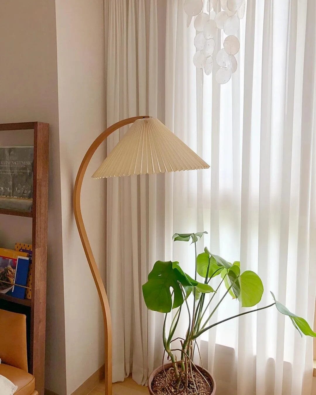 VIREX-Wooden Floor Lamp-ZENDUCE