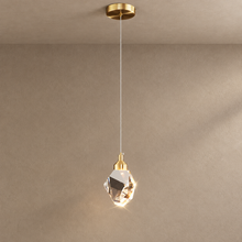 CRYSTAL ROCKS (SINGLE) ceiling pendant with faceted crystal and gold fittings