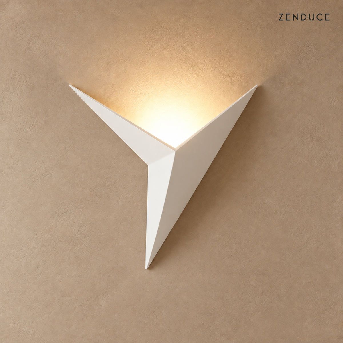 EZIA folded metal wall light in White finish