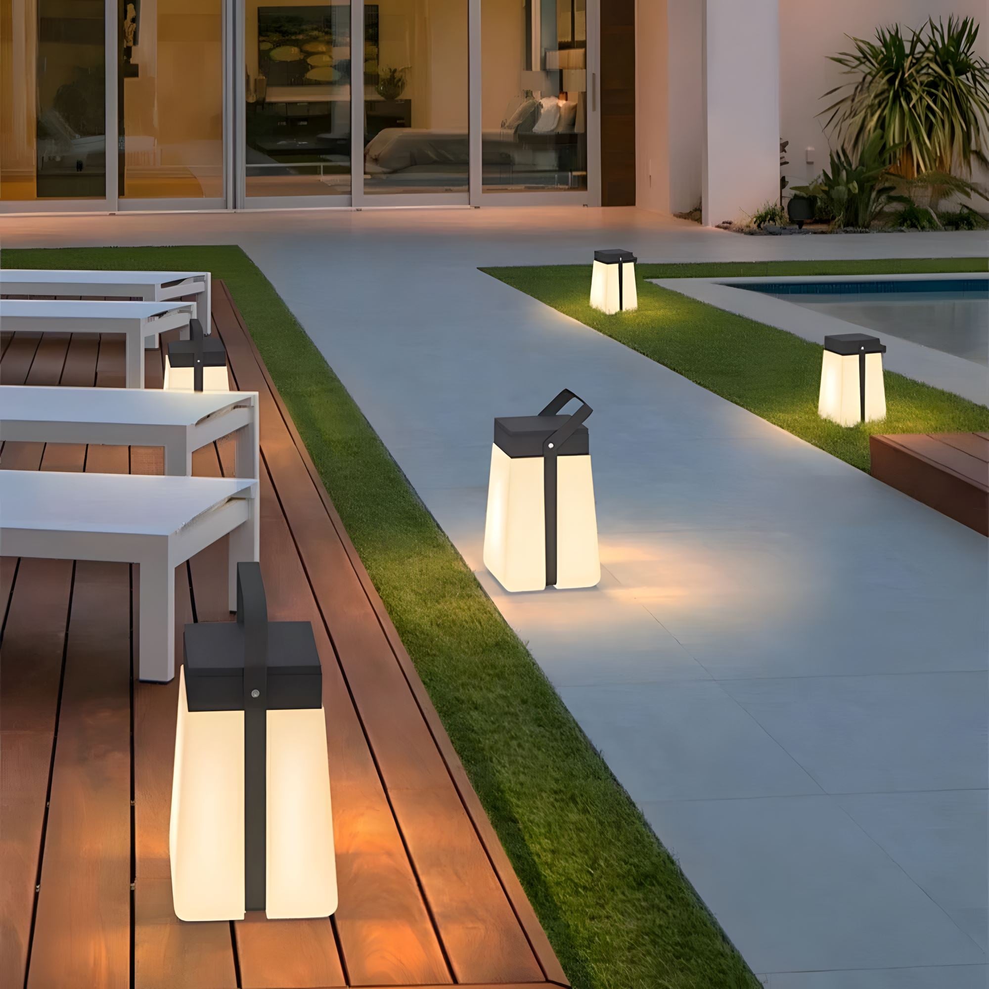 Savannah Outdoor Lamps