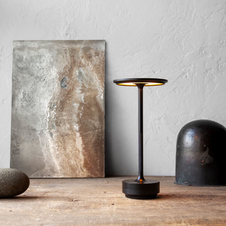 Metal Table Lamp | Ambience Table Lamp | ZENDUCE