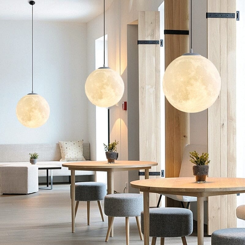 ラベンダーmoonlightさま Selene Romantic Moon-Shaped Resin Pendant Light | ZENDUCE